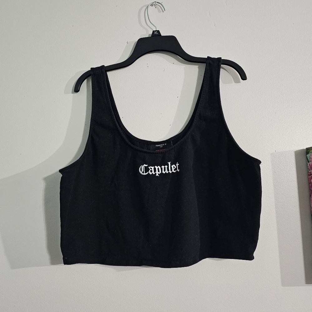 ROMEO & JULIET x FOREVER 21 Capulet crop top, size 3X